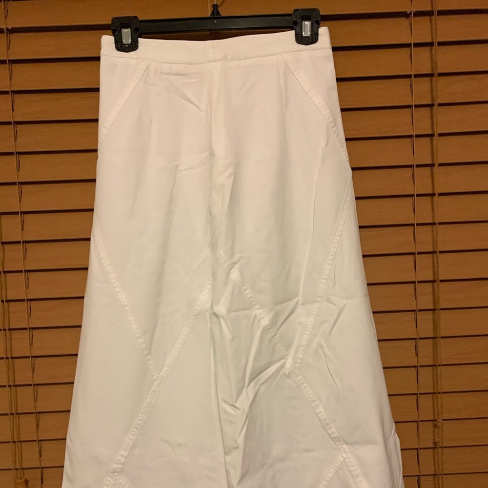 White denim skirt